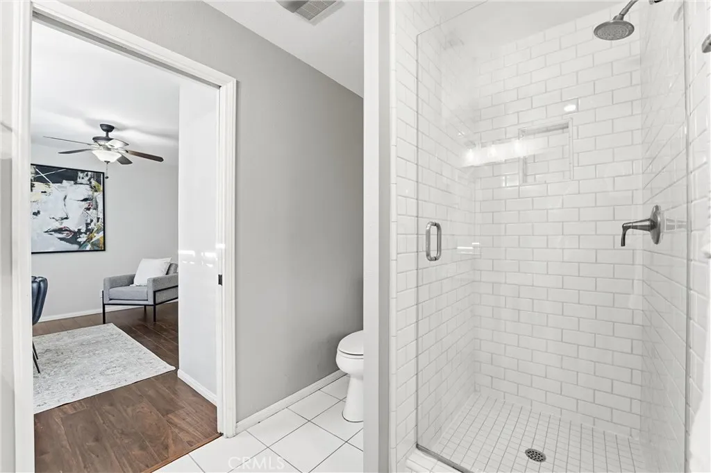 380 W Wilson B103, Costa Mesa, California 92627 home-pic-17