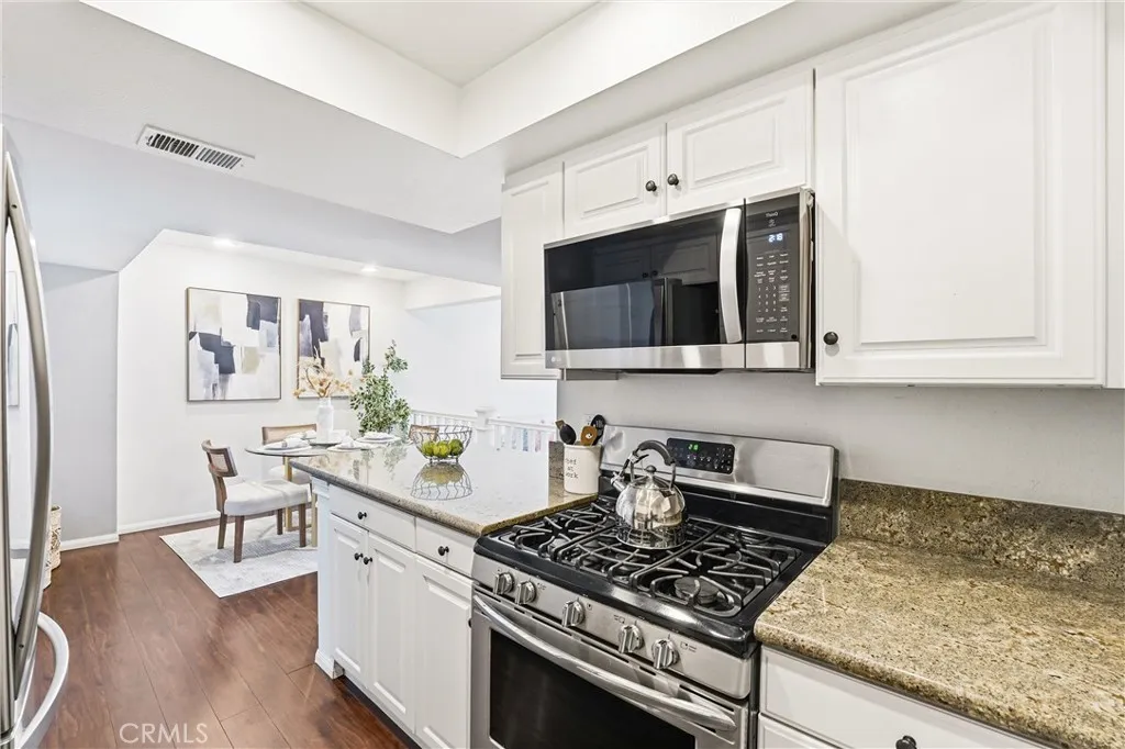 380 W Wilson B103, Costa Mesa, California 92627 home-pic-13
