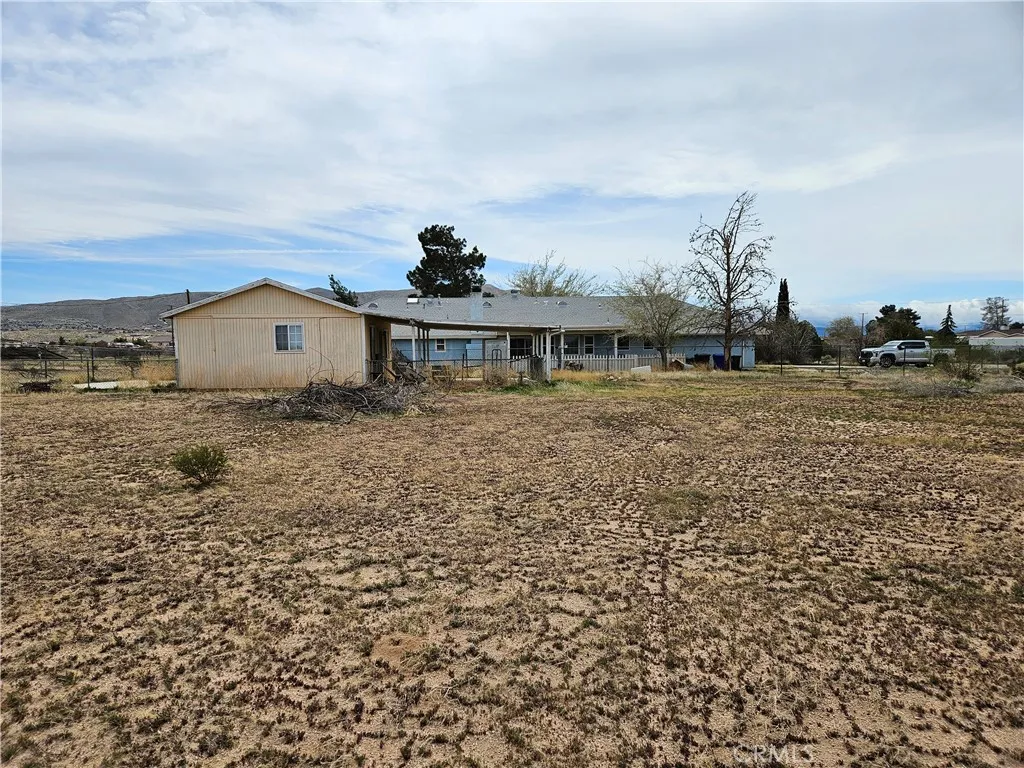 11175 Tyee Road, Apple Valley, California 92308 home-pic-26