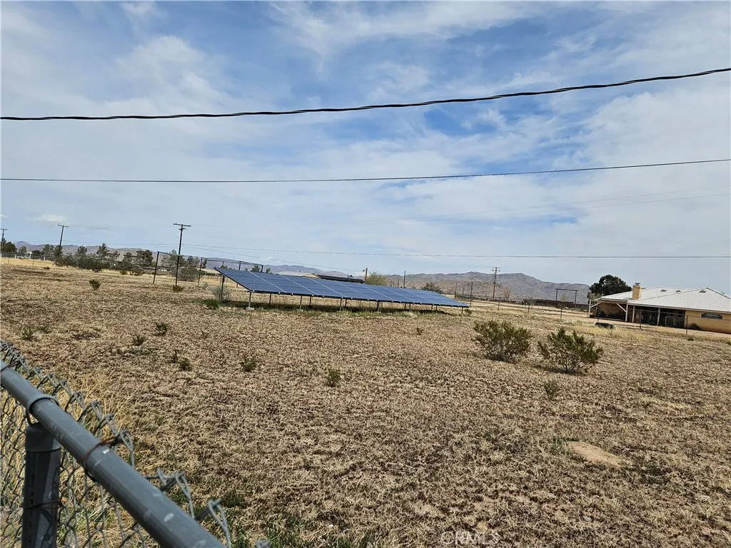11175 Tyee Road, Apple Valley, California 92308 home-pic-30