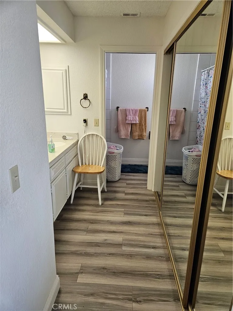 11175 Tyee Road, Apple Valley, California 92308 home-pic-6