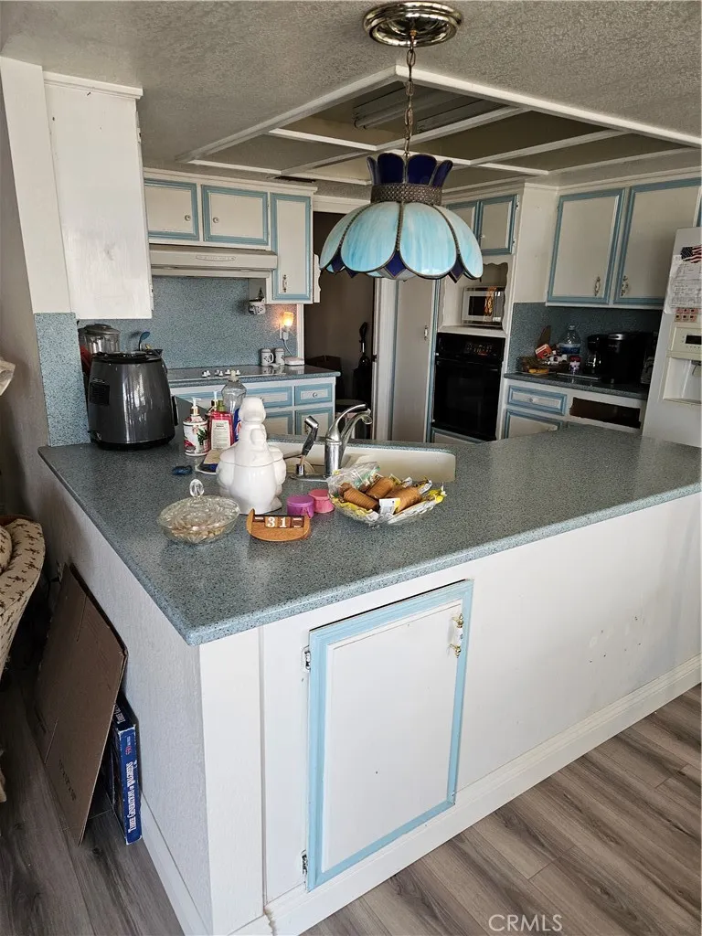 11175 Tyee Road, Apple Valley, California 92308 home-pic-2