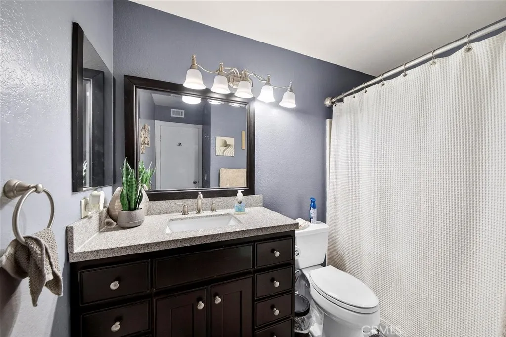 226 Star Pine Court, Azusa, California 91702 home-pic-2