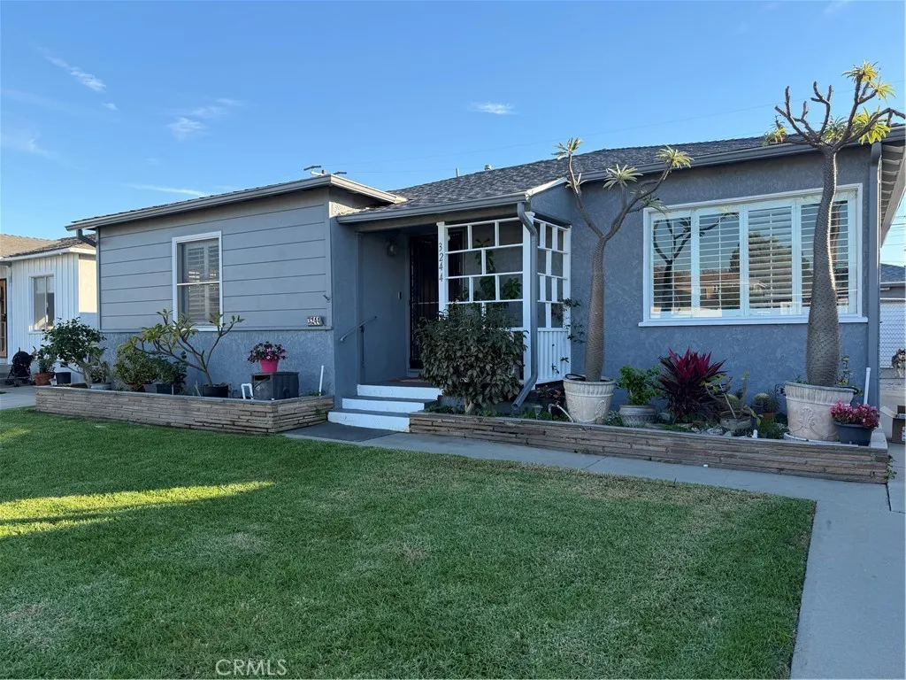 3244 Centralia, Lakewood, California 90712 home-pic-0