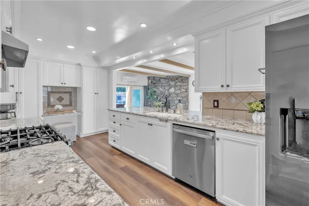 3220 Ostrom, Long Beach, California 90808 home-pic-2