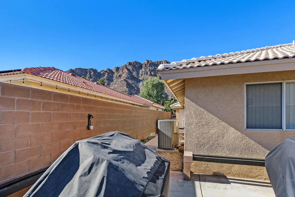 51840 Avenida Madero, La Quinta, California 92253 home-pic-33