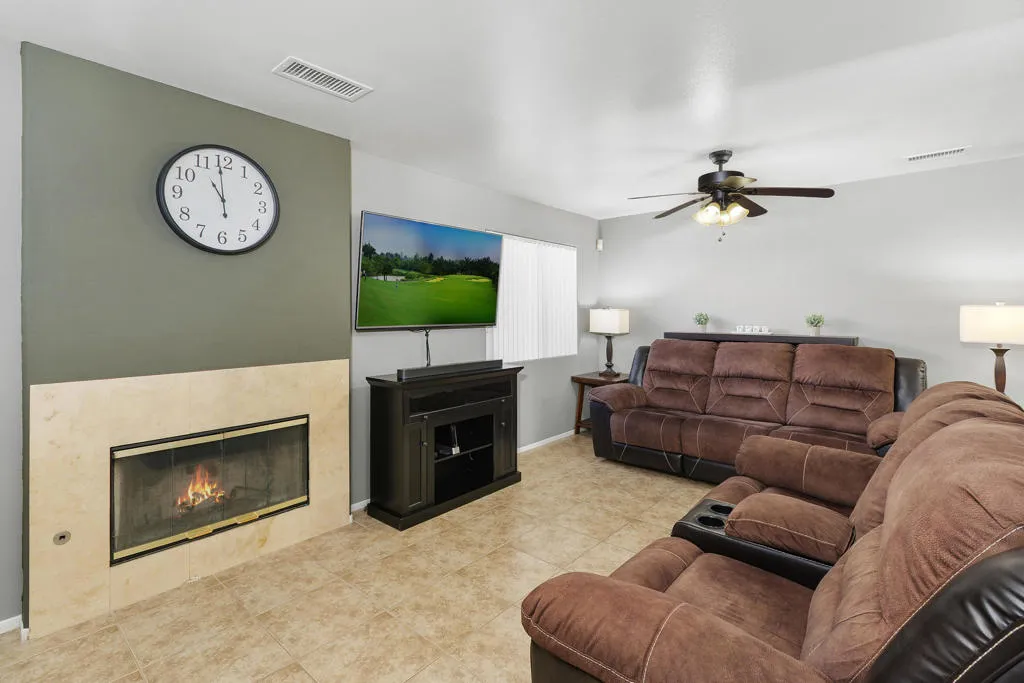 51840 Avenida Madero, La Quinta, California 92253 home-pic-5