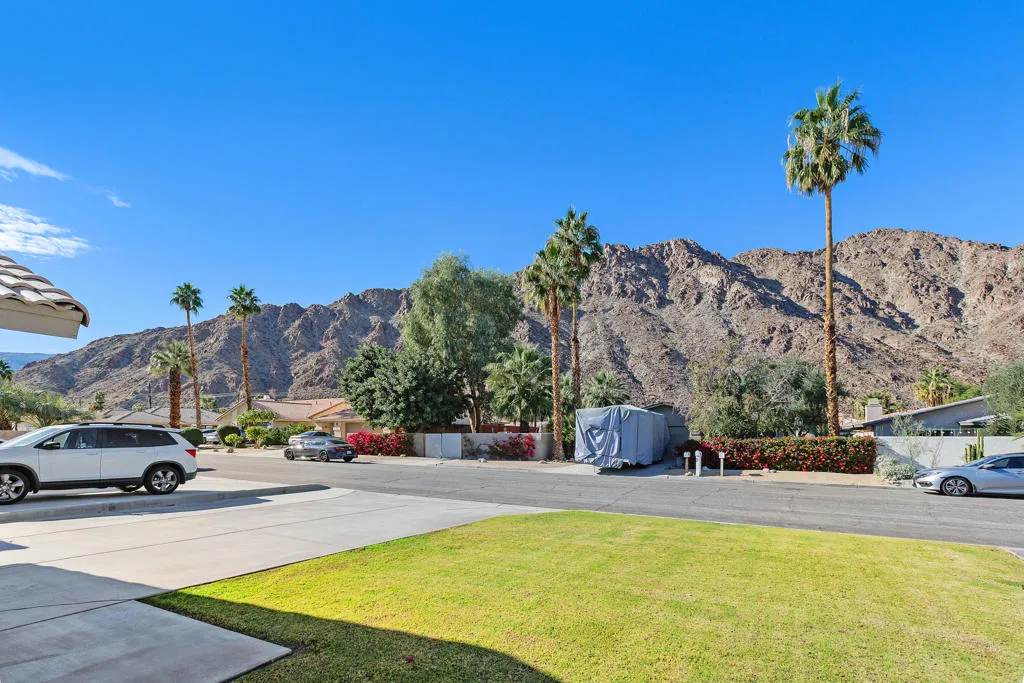 51840 Avenida Madero, La Quinta, California 92253 home-pic-3