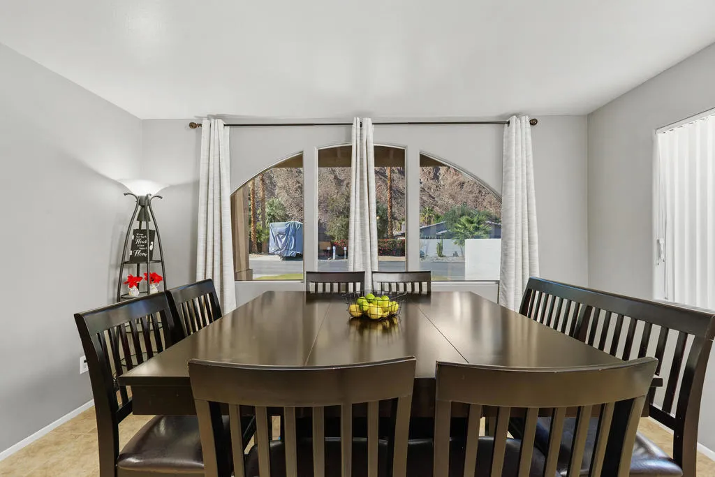 51840 Avenida Madero, La Quinta, California 92253 home-pic-10