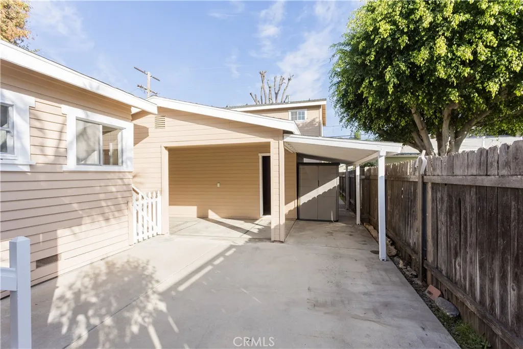 152 N Princeton Avenue, Fullerton, California 92831 home-pic-32