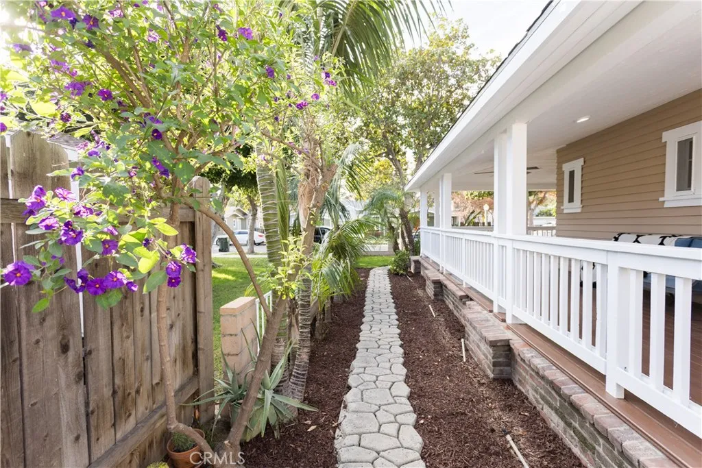 152 N Princeton Avenue, Fullerton, California 92831 home-pic-15