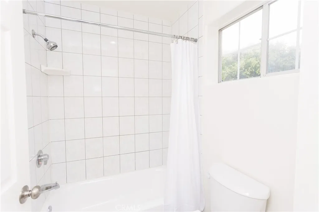 152 N Princeton Avenue, Fullerton, California 92831 home-pic-61