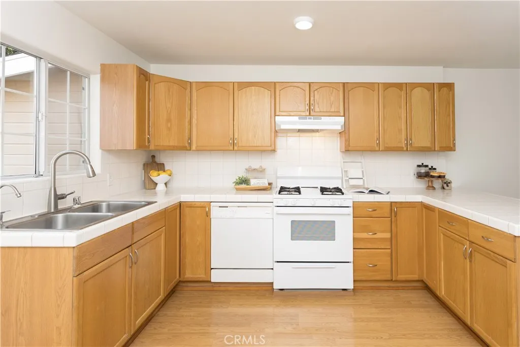 152 N Princeton Avenue, Fullerton, California 92831 home-pic-49