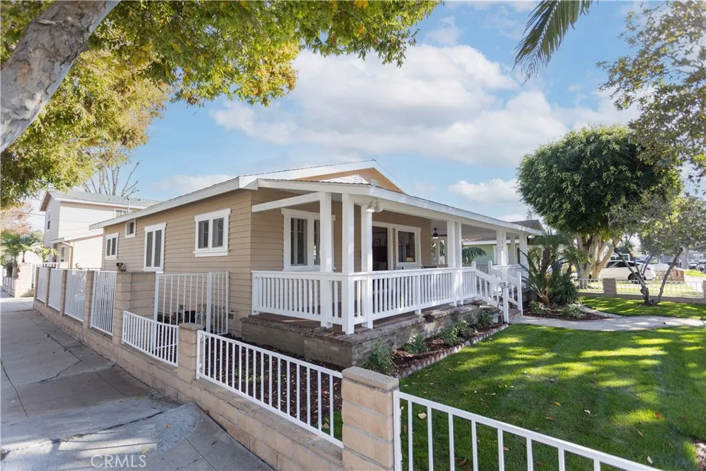 152 N Princeton Avenue, Fullerton, California 92831 home-pic-5