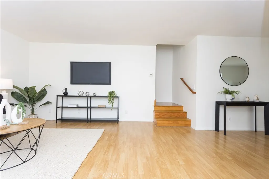 152 N Princeton Avenue, Fullerton, California 92831 home-pic-40