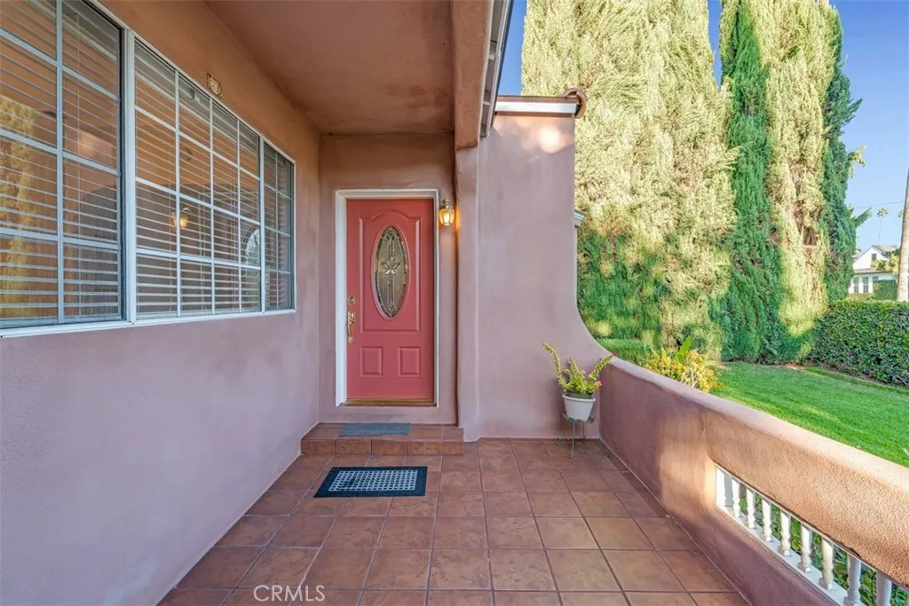 1227 Western Avenue, Glendale, California 91201 home-pic-3