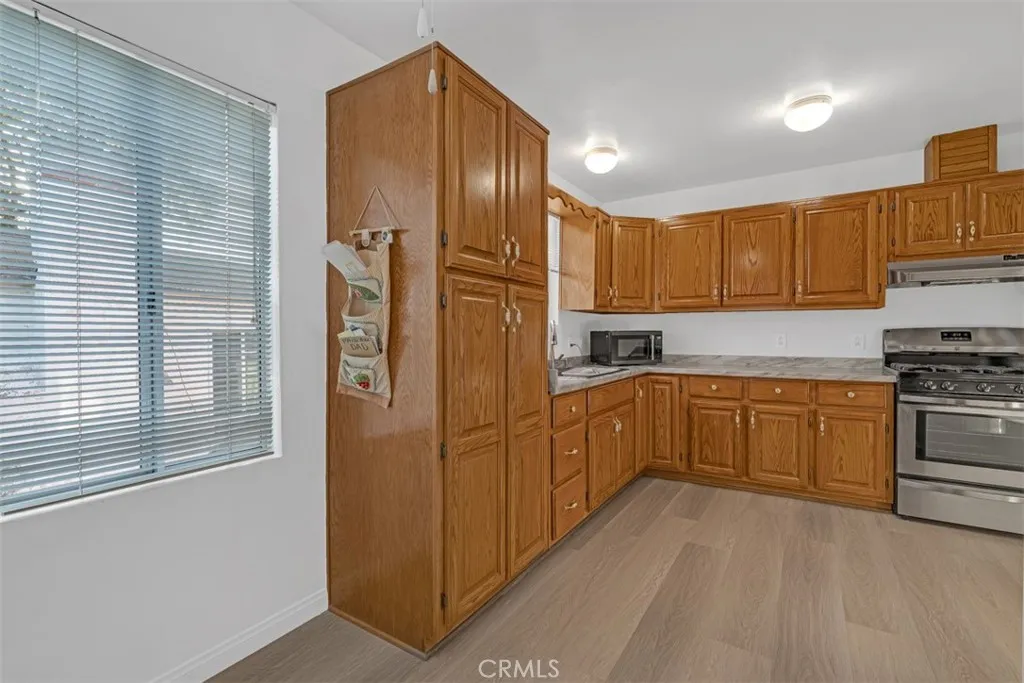 1227 Western Avenue, Glendale, California 91201 home-pic-14