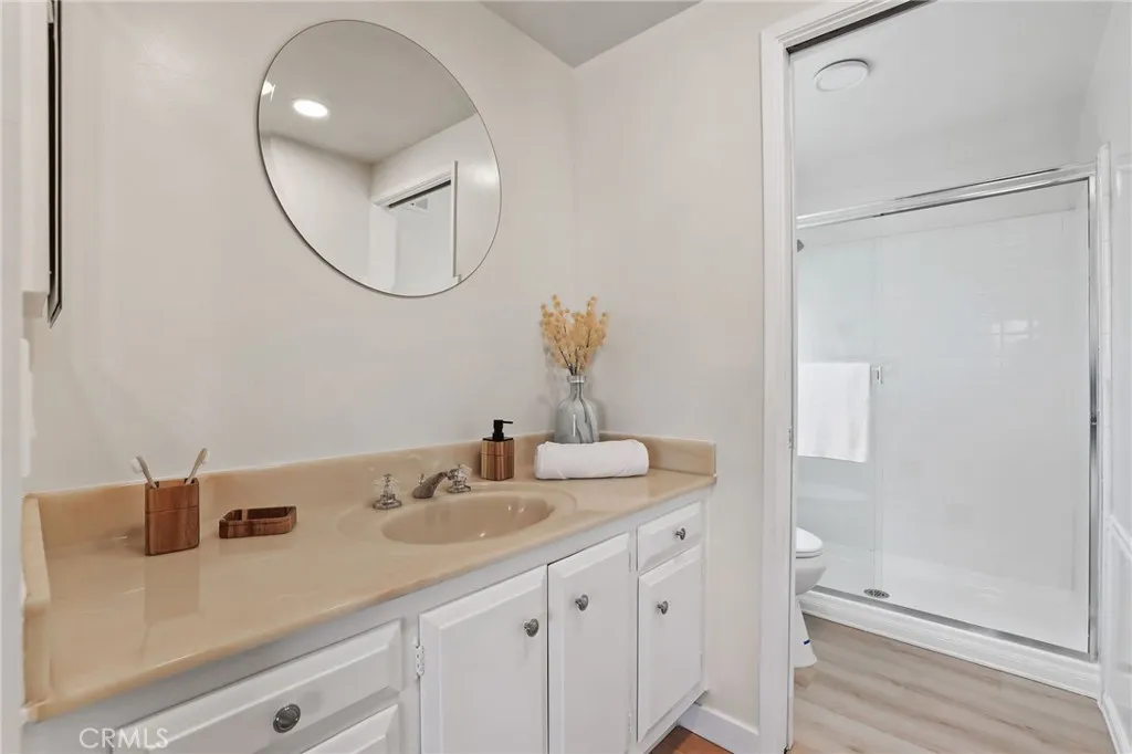 12547 Yosemite, Cerritos, California 90703 home-pic-43