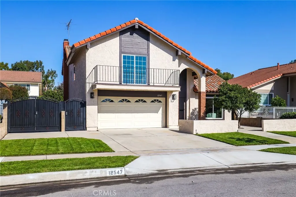 12547 Yosemite, Cerritos, California 90703 home-pic-1