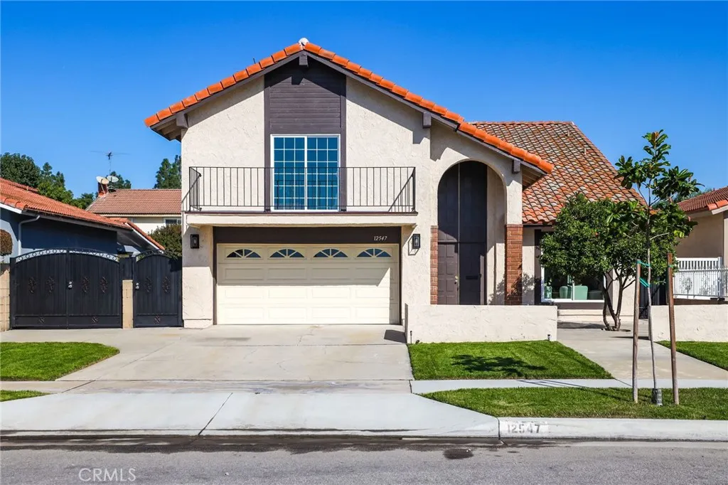 12547 Yosemite, Cerritos, California 90703 home-pic-0
