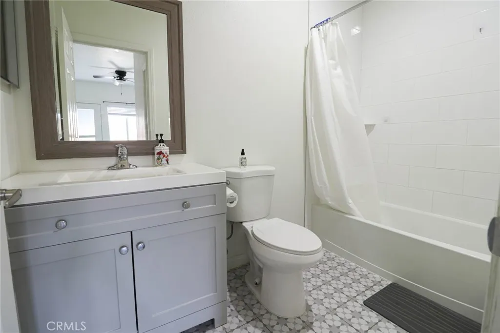 4847 Hedrick Avenue, Riverside, California 92505 home-pic-13