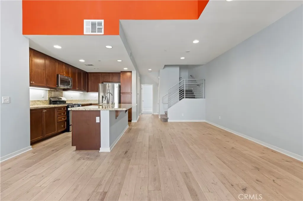 543 Rockefeller, Irvine, California 92612 home-pic-10