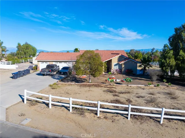 17874 El Mineral, Perris, California 92570