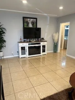 9917 Van Ruiten, Bellflower, California 90706 home-pic-2