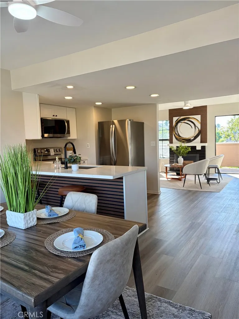 1509 S Raitt, Santa Ana, California 92704 home-pic-12