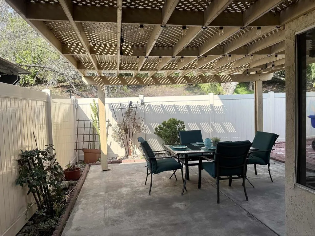 2163 Manzana Way, San Diego, California 92139 home-pic-35