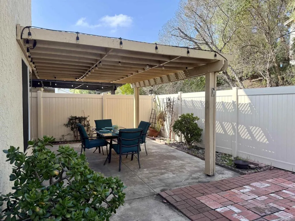 2163 Manzana Way, San Diego, California 92139 home-pic-36