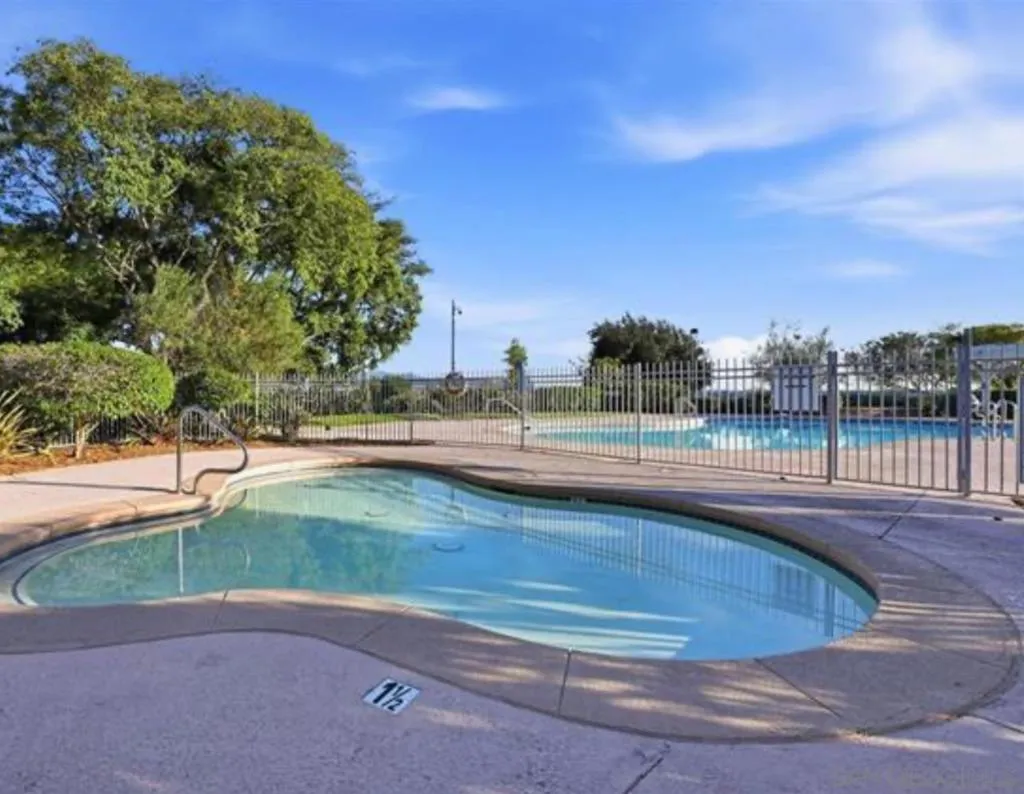 2163 Manzana Way, San Diego, California 92139 home-pic-42