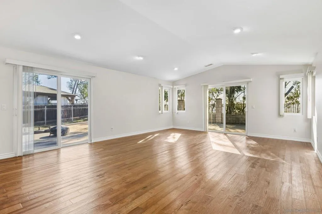 7191 Dinovo, San Diego, California 92114 home-pic-18