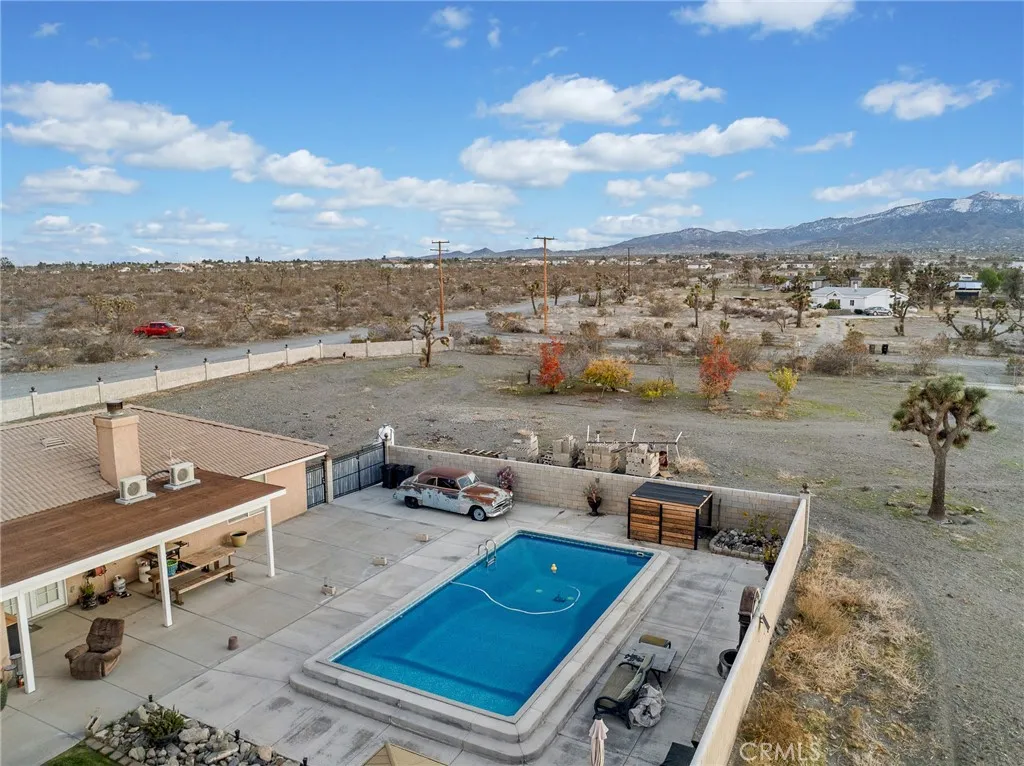 12326 Silver Rock, Pinon Hills, California 92372 home-pic-34