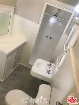 1025 Locust Avenue, Long Beach, California 90813 home-pic-43