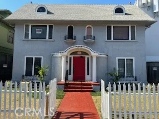 1025 Locust Avenue, Long Beach, California 90813 home-pic-0