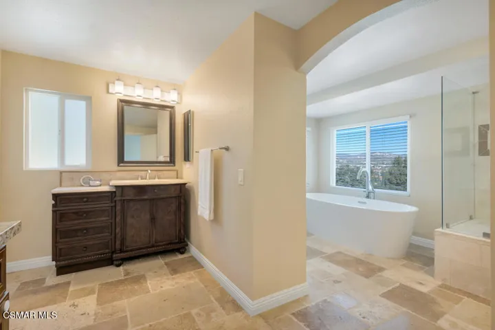 90 La Paz Ct- HsHProd-69
