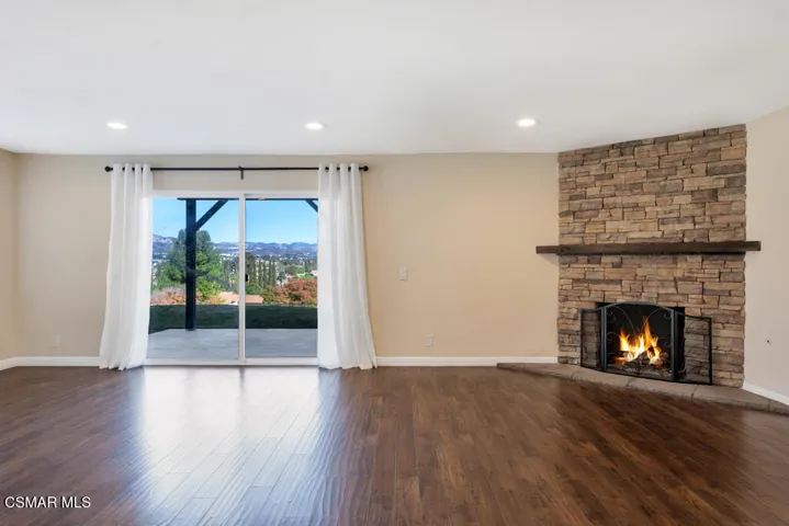 90 La Paz Ct- HsHProd-38