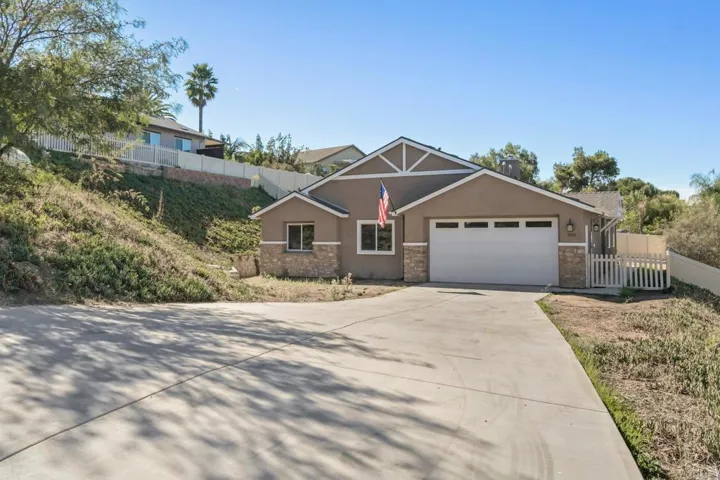 9212 Rickie Road, Lakeside, California 92040