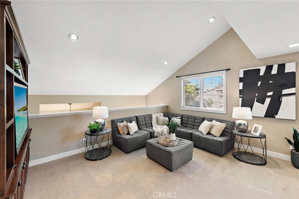 2170 Via Teca, San Clemente, California 92673 home-pic-10