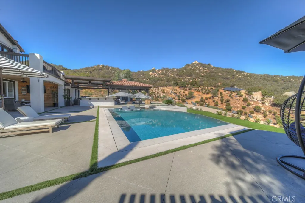 37775 Via Baya, Murrieta, California 92562 home-pic-48