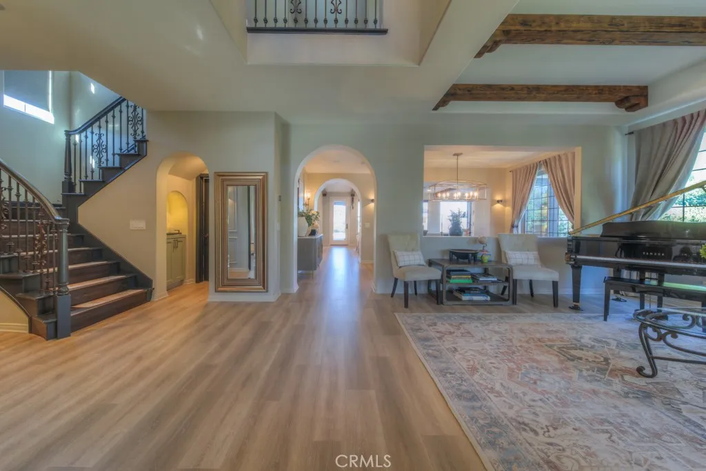 37775 Via Baya, Murrieta, California 92562 home-pic-8
