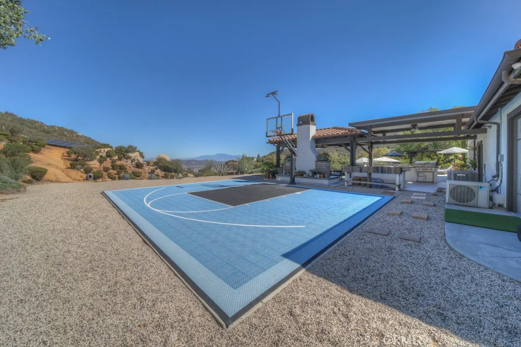 37775 Via Baya, Murrieta, California 92562 home-pic-63