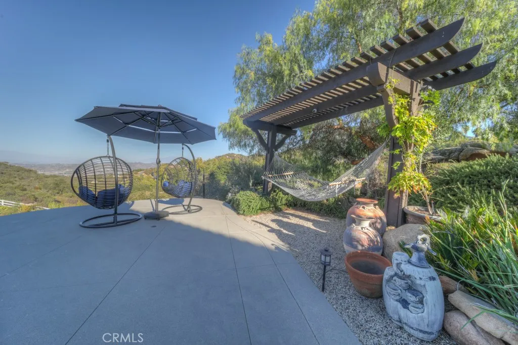 37775 Via Baya, Murrieta, California 92562 home-pic-60