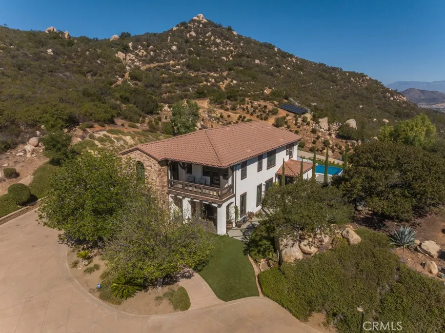 37775 Via Baya, Murrieta, California 92562 home-pic-0