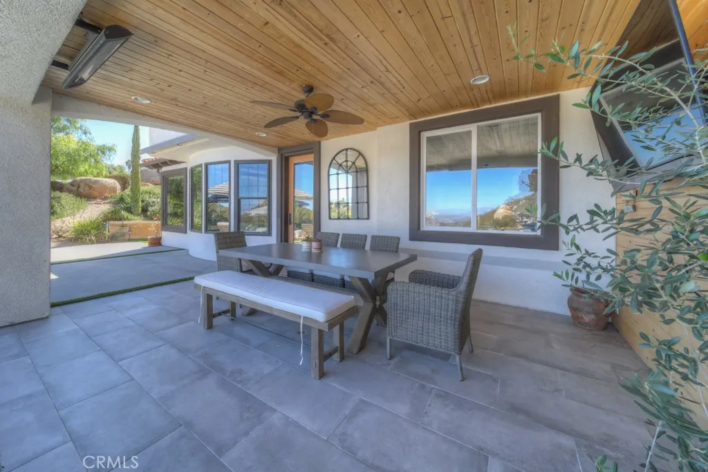 37775 Via Baya, Murrieta, California 92562 home-pic-59