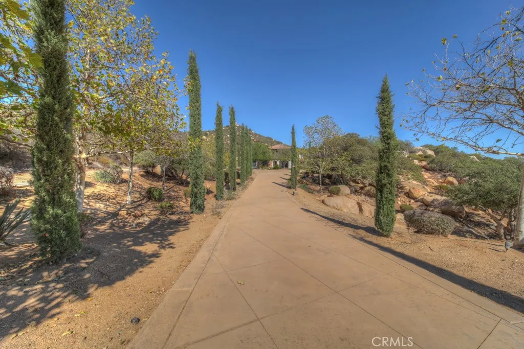 37775 Via Baya, Murrieta, California 92562 home-pic-72
