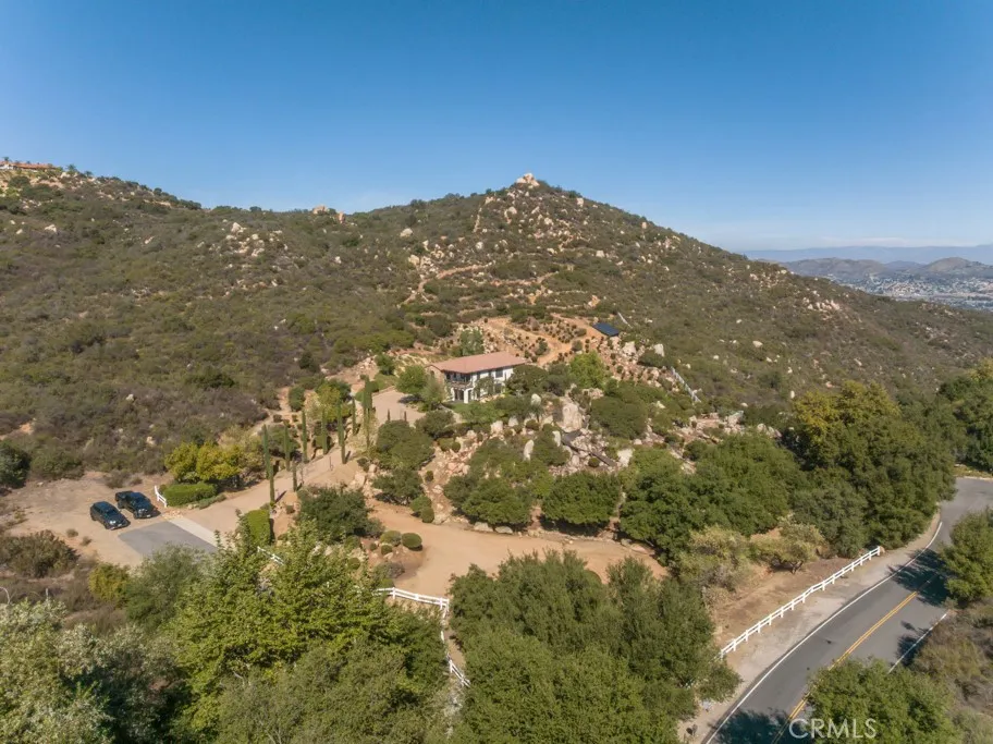 37775 Via Baya, Murrieta, California 92562 home-pic-67
