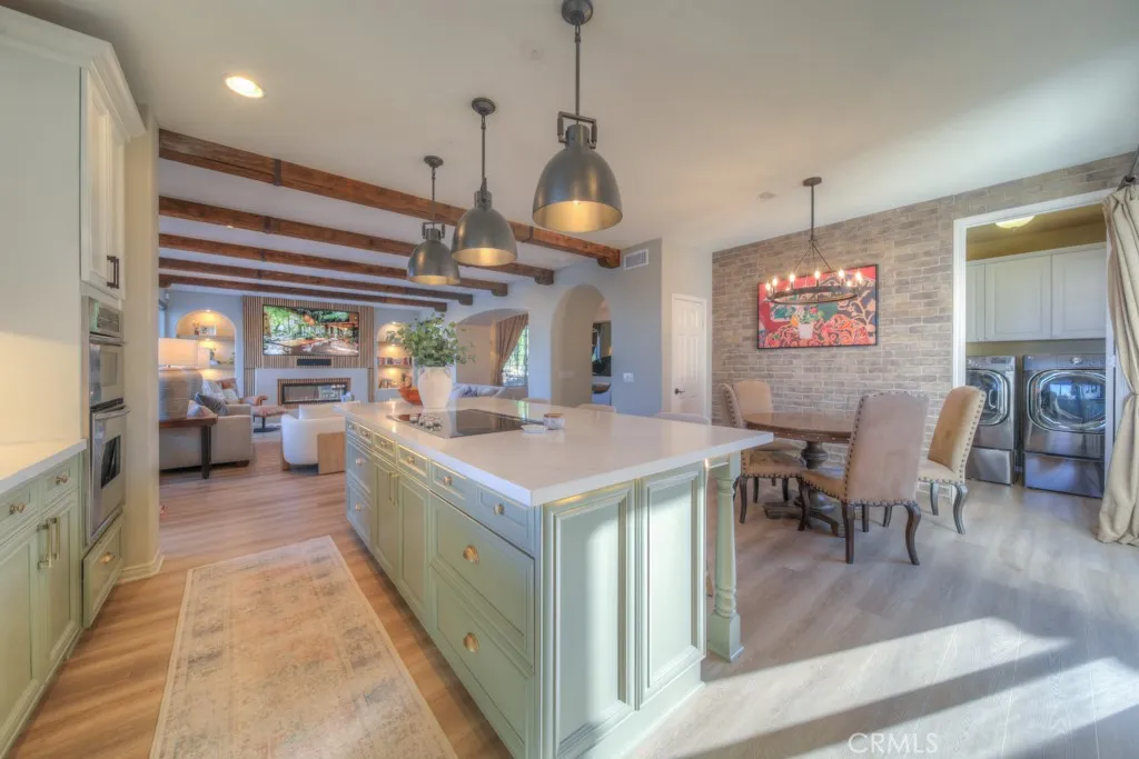 37775 Via Baya, Murrieta, California 92562 home-pic-19