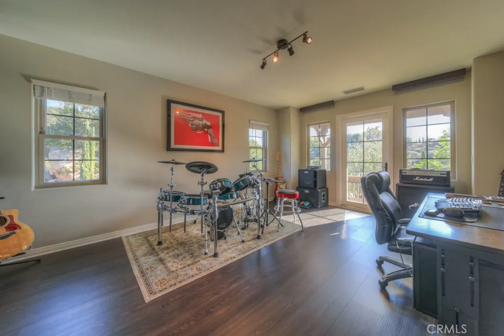 37775 Via Baya, Murrieta, California 92562 home-pic-29